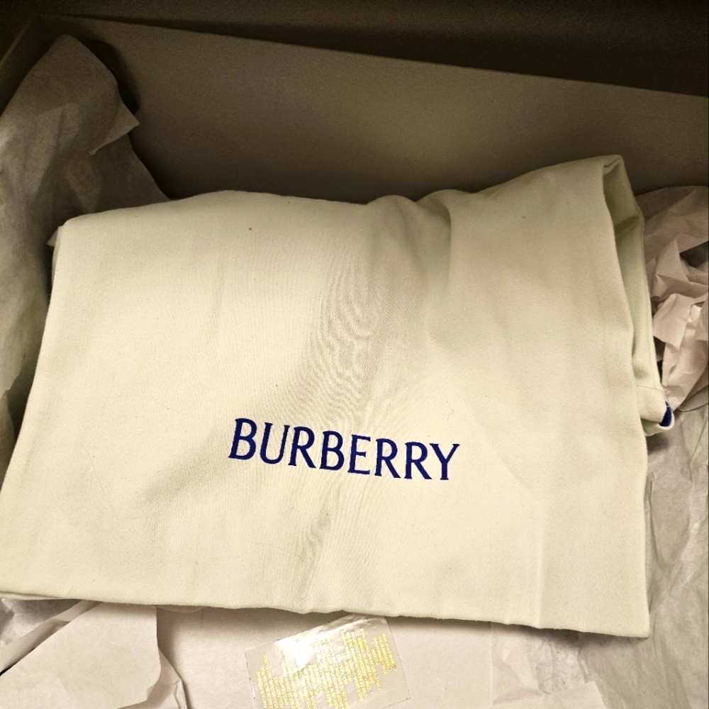 New Burberry fur Suede mules. - Picture 11 of 12